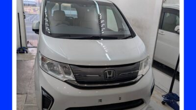 持ち込みタイヤ交換　16インチ　ステップワゴン