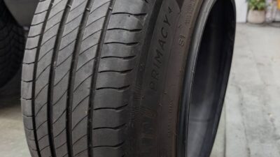 持ち込みタイヤ交換　１６インチ　引っ張りタイヤ