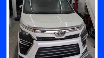 直送タイヤ交換　16インチ　トヨタ　ヴォクシー